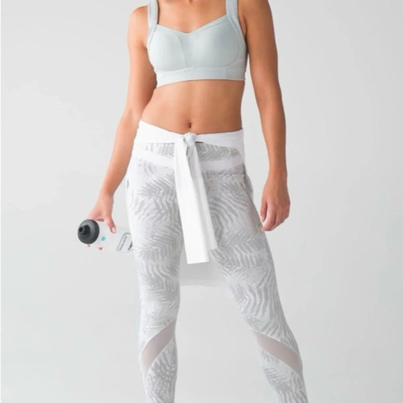 Lululemon inspire tight II white palm camo - Picture 4 of 10